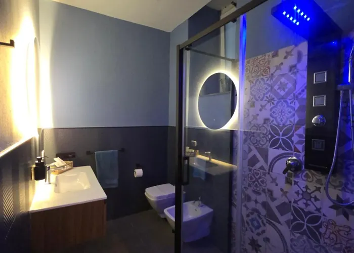 Thaleia & Lejlighed Palermo